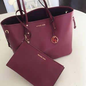 NWT Michael Kors Jet Set Travel Leather Tote